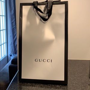 Gucci shopping bag